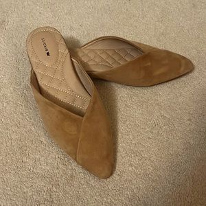 Birdies size 7 suede pointed toe mule- “The Swan”